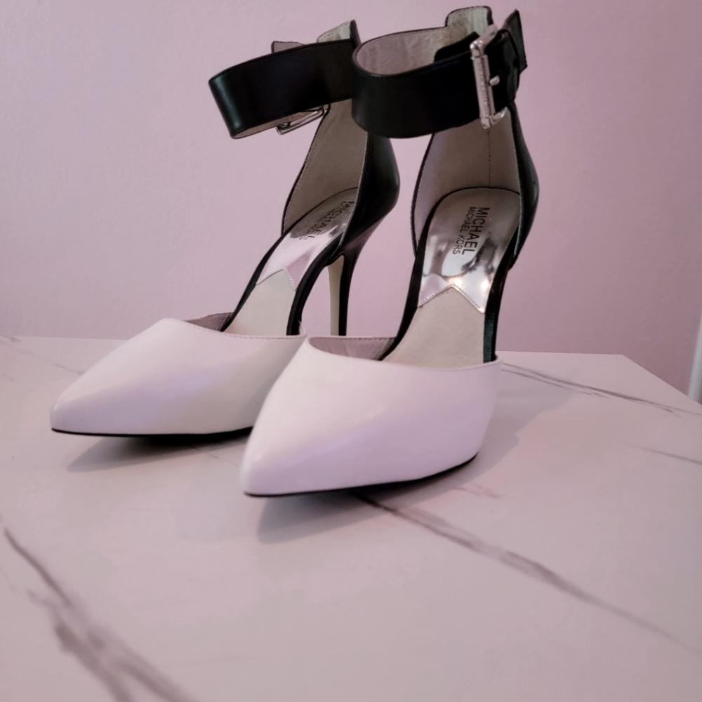Michael Michael Kors Two-toned Heels